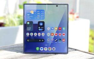 Samsung galaxy Z fold 8 gsm ir bdb399994e