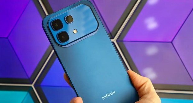 بررسی Infinix Note 60 Proآیا نمایشگر گیمینگ پشتی، این میان‌رده را متمایز می‌کند؟
